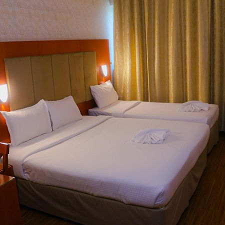 Boonmax Hotel ドバイ エクステリア 写真