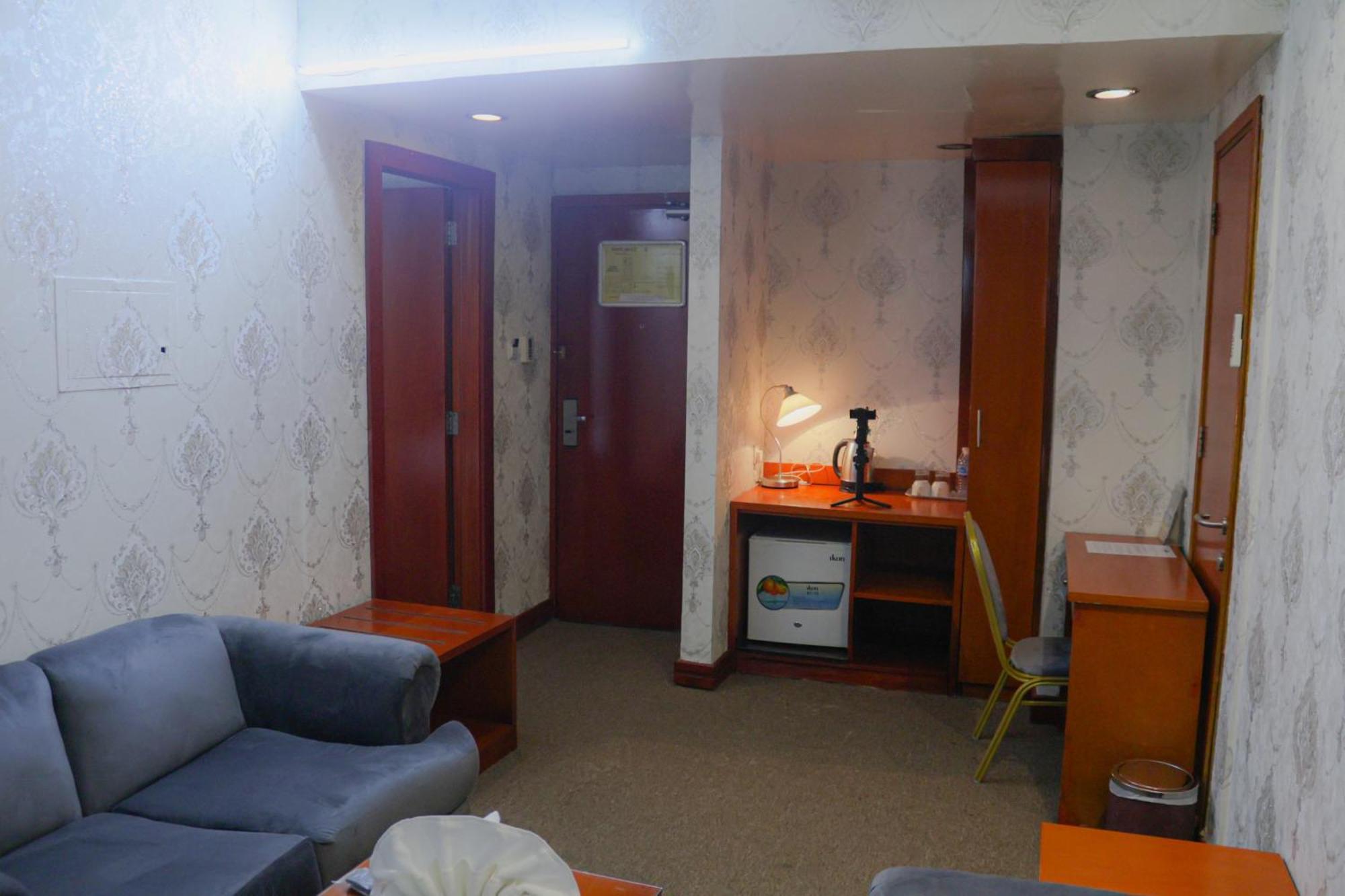 Boonmax Hotel ドバイ エクステリア 写真