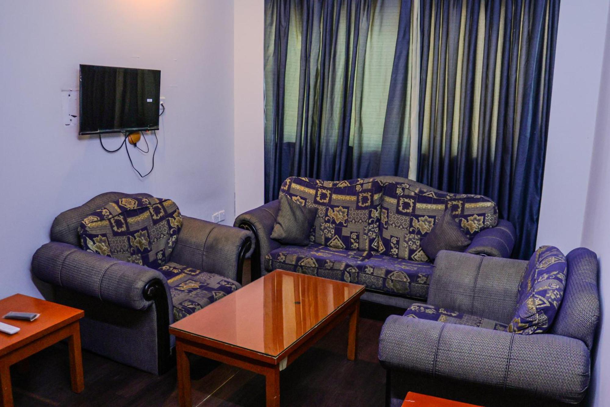 Boonmax Hotel ドバイ エクステリア 写真