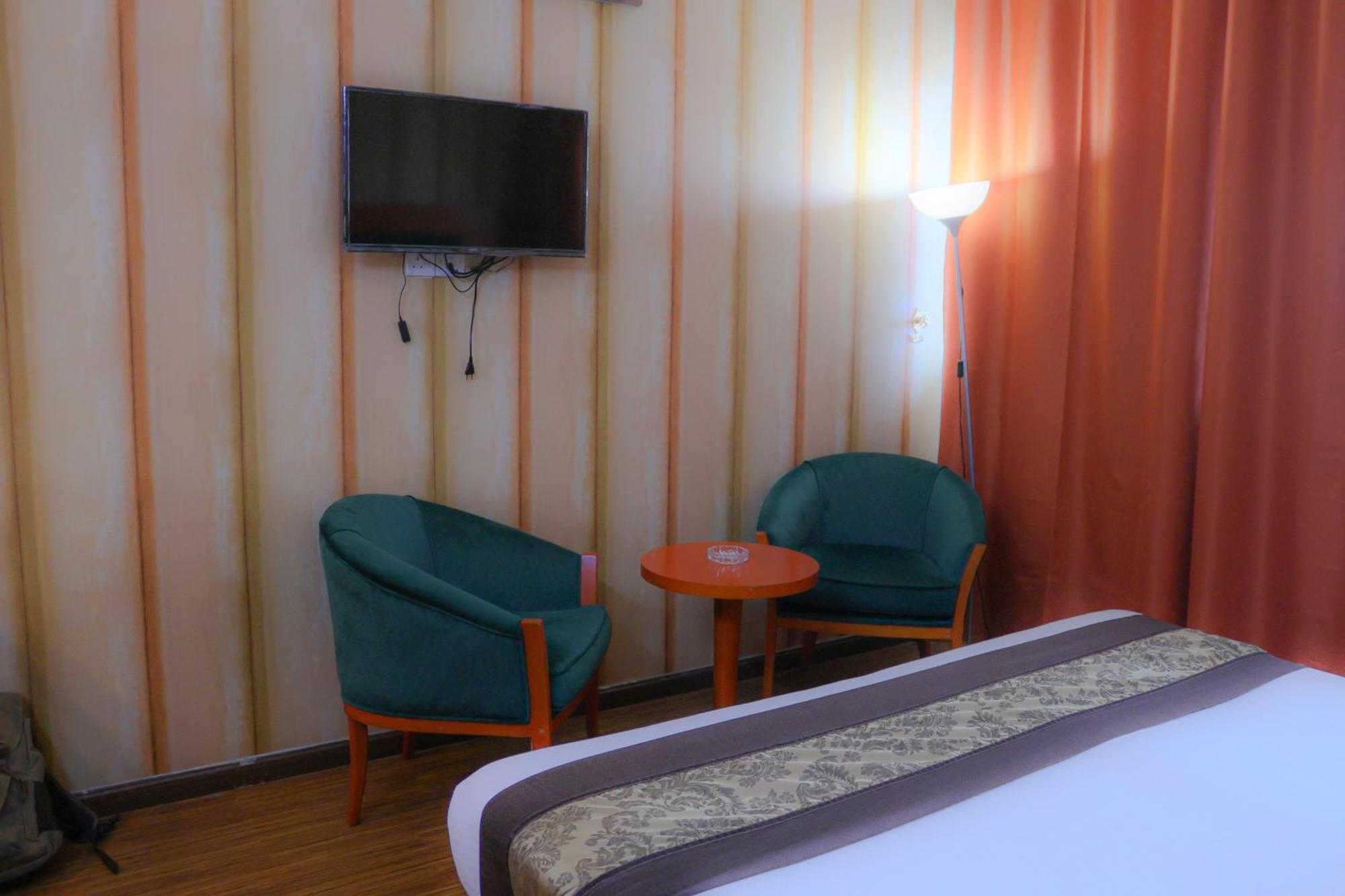 Boonmax Hotel ドバイ エクステリア 写真
